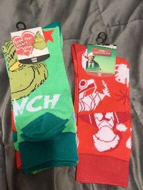 🎄Grinch & Christmas Vacation Holiday Crew Socks - Green and Red